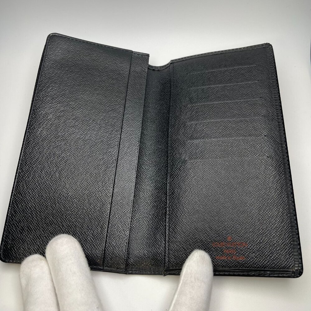 LOUIS VUITTON Vintage Epi Porte Cartes Credit Long Wallet, Black - Preowned - Picture 12 of 13